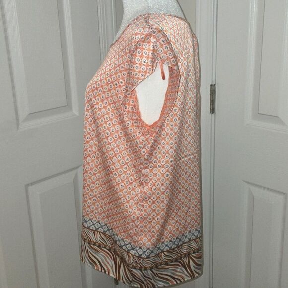 NWT! RACHEL by Rachel Roy Silky Blouse - Picture 4 of 14